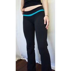 **SOLD**Lululemon Atheltica Active Pants